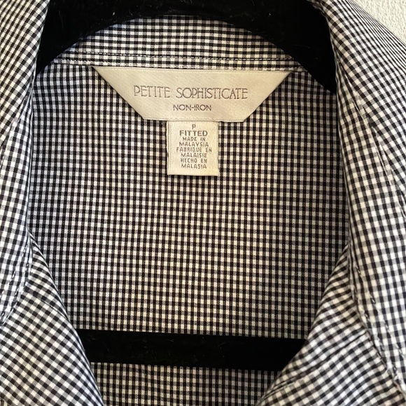 Gingham Button Up Blouse - Picture 3 of 5